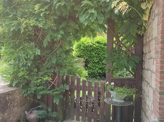 Les Arpents Verts 3* Momignies